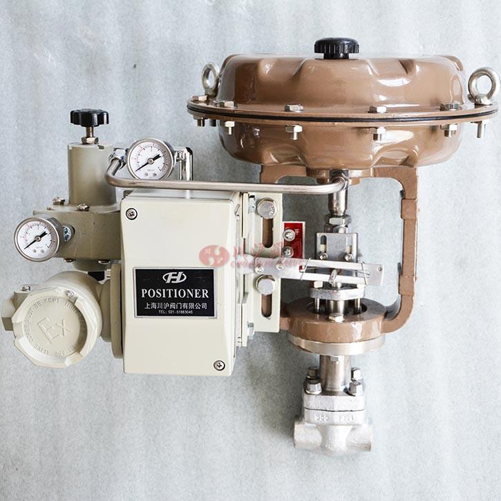 氣動內(nèi)螺紋調(diào)節(jié)閥實物圖